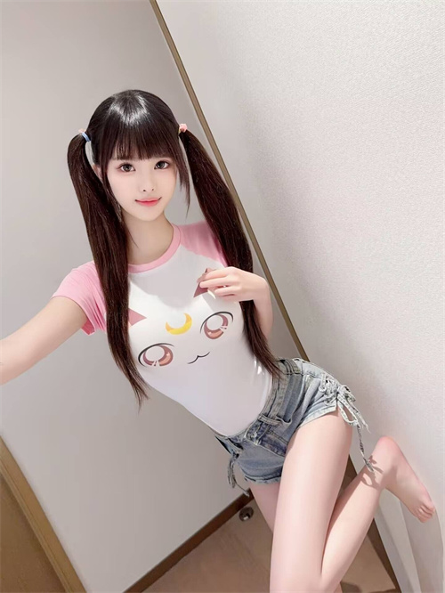 165555q7tkjclr9amzn4k7.jpg
